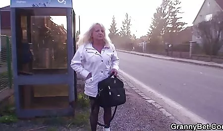 স্ত্রী, সঙ্গে, মুখ, একটি খুব স্বল্প মেয়ে