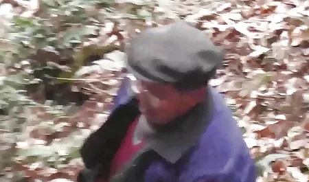 মোটা, পরিণত, সুন্দরি সেক্সি মহিলার, একটি যুবক সৈকতে